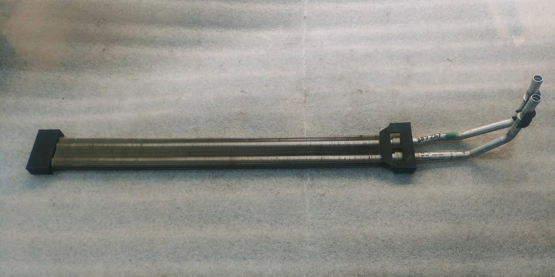 радиатор гидроусилителя Volkswagen Touareg 2 7P6 2012