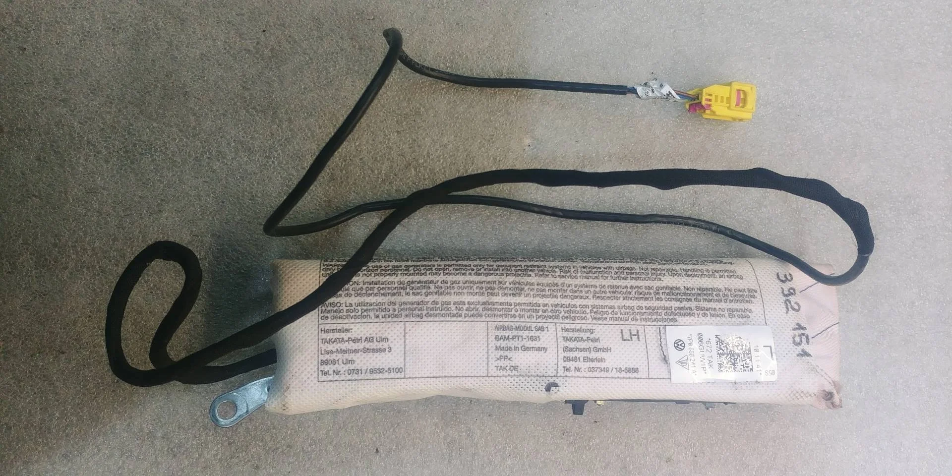 подушка безопасности (Airbag) Volkswagen Touareg 2 7P6 2012