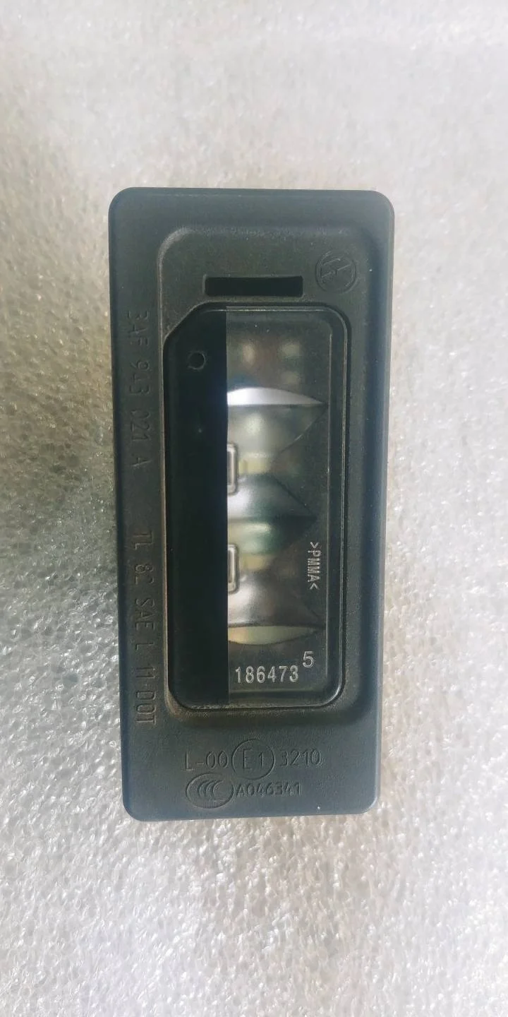 подсветка номера Volkswagen Touareg 2 7P6