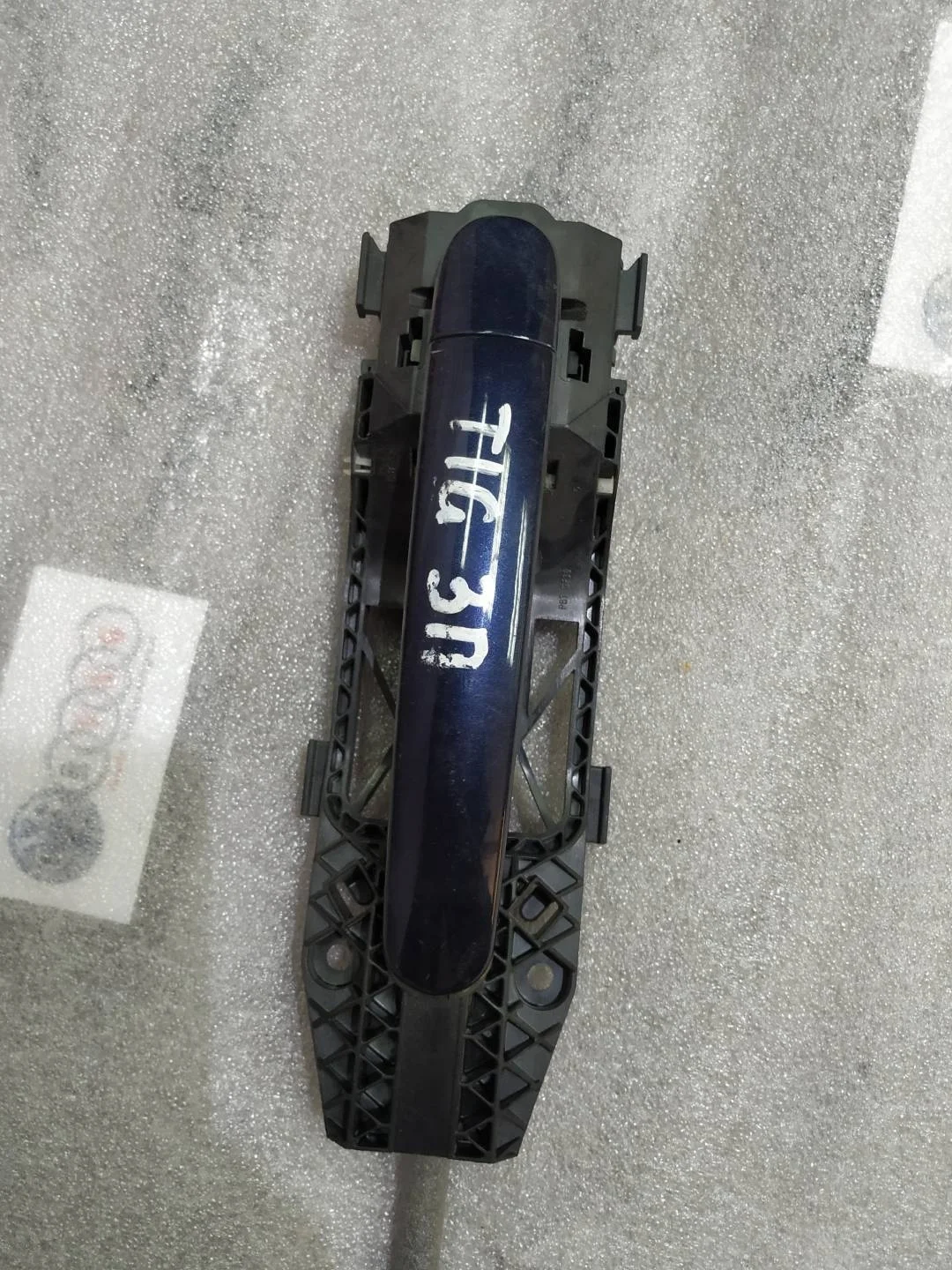 ручка наружная двери Volkswagen Tiguan