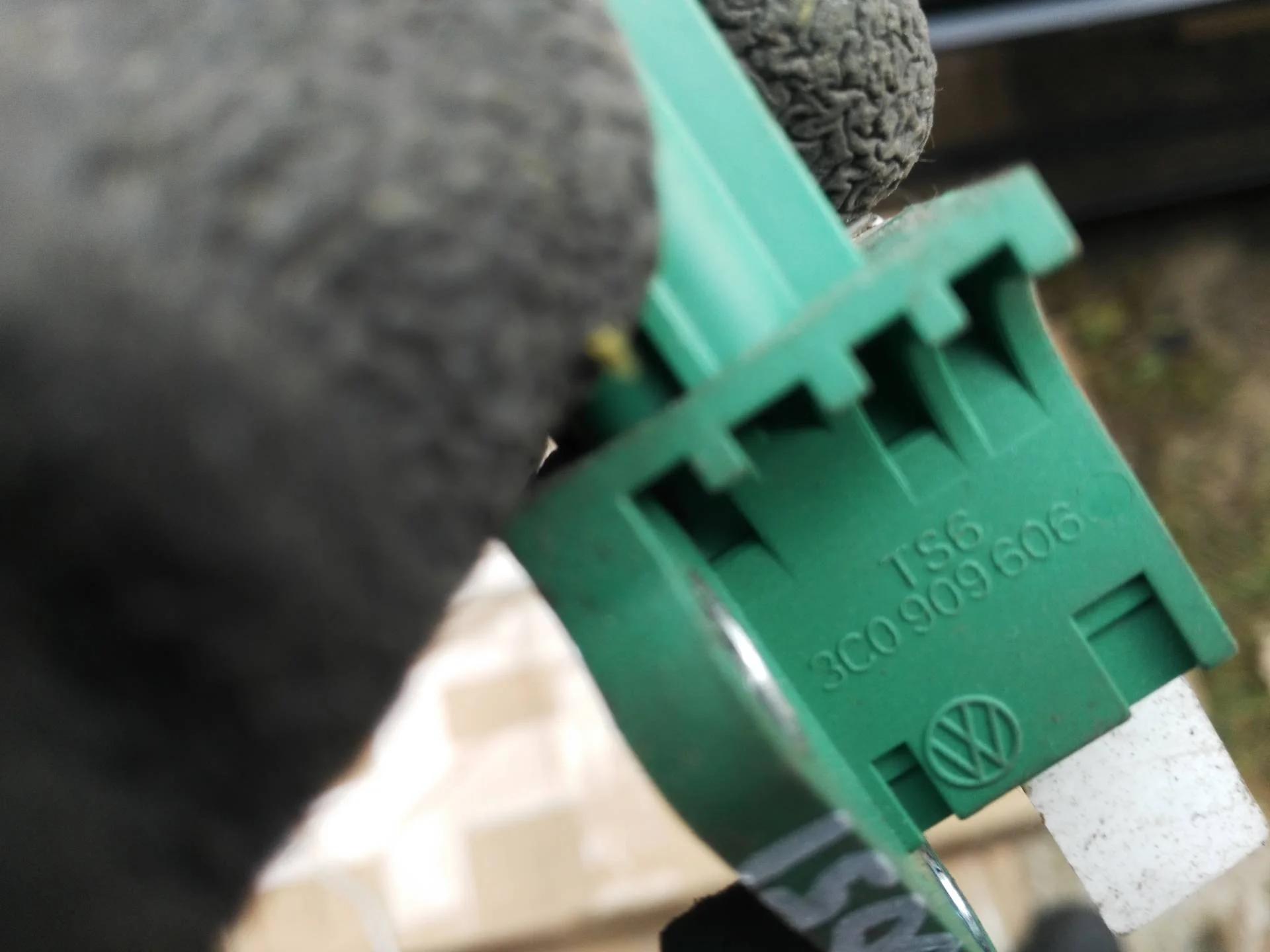 датчик airbag Volkswagen Passat B6