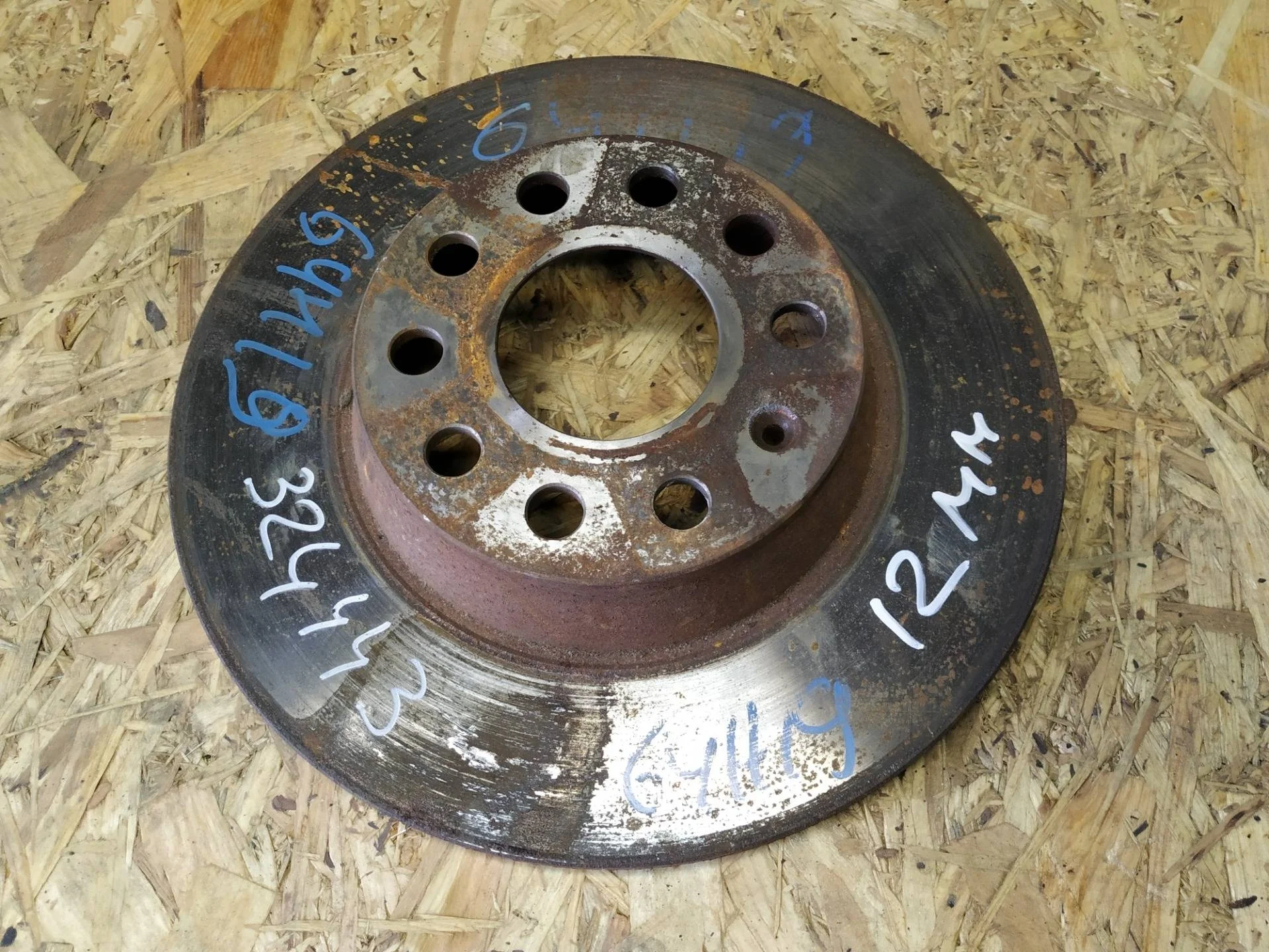 диск тормозной задний Volkswagen Passat B6