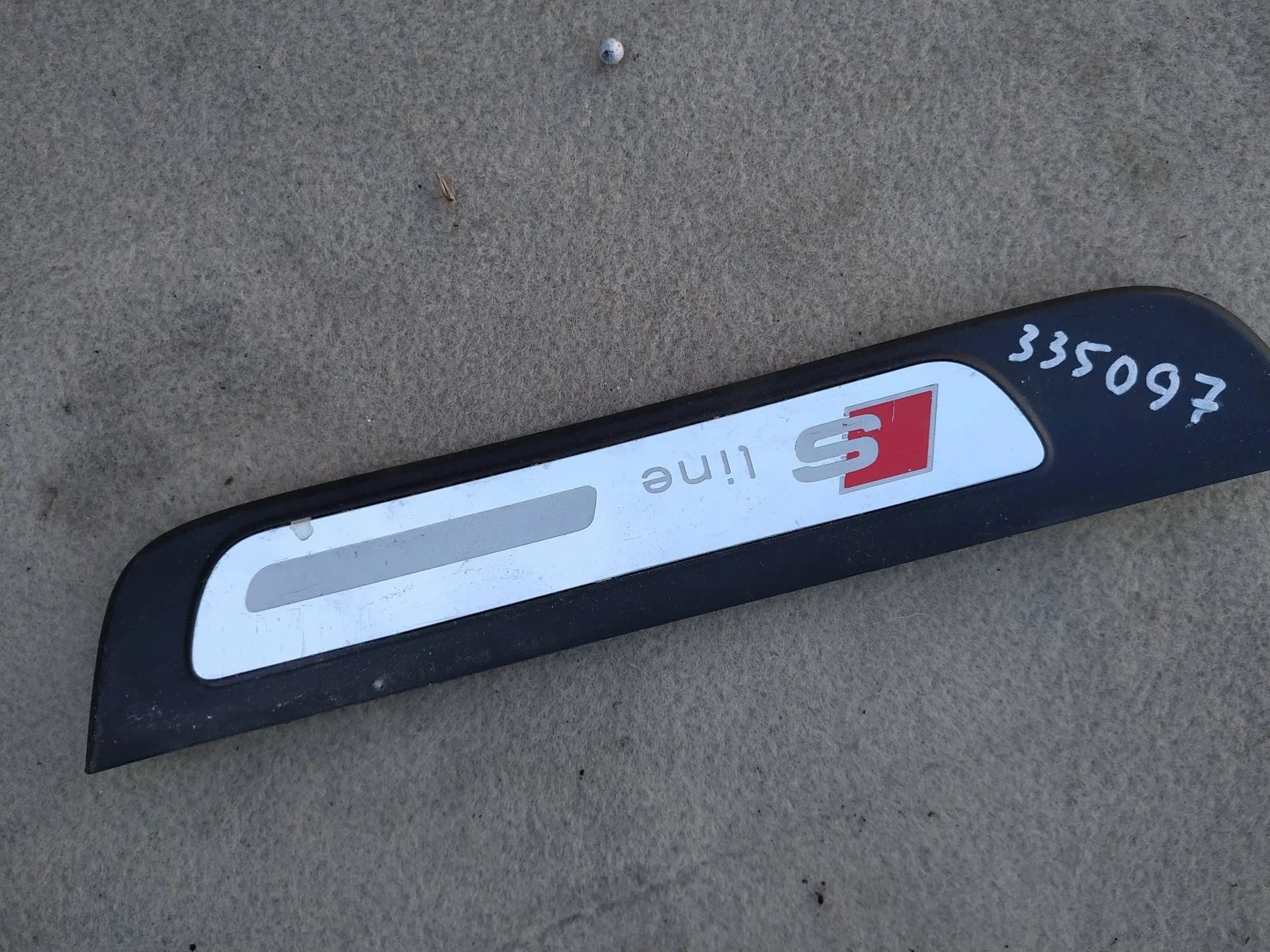 Накладки порогов S-line Audi A4