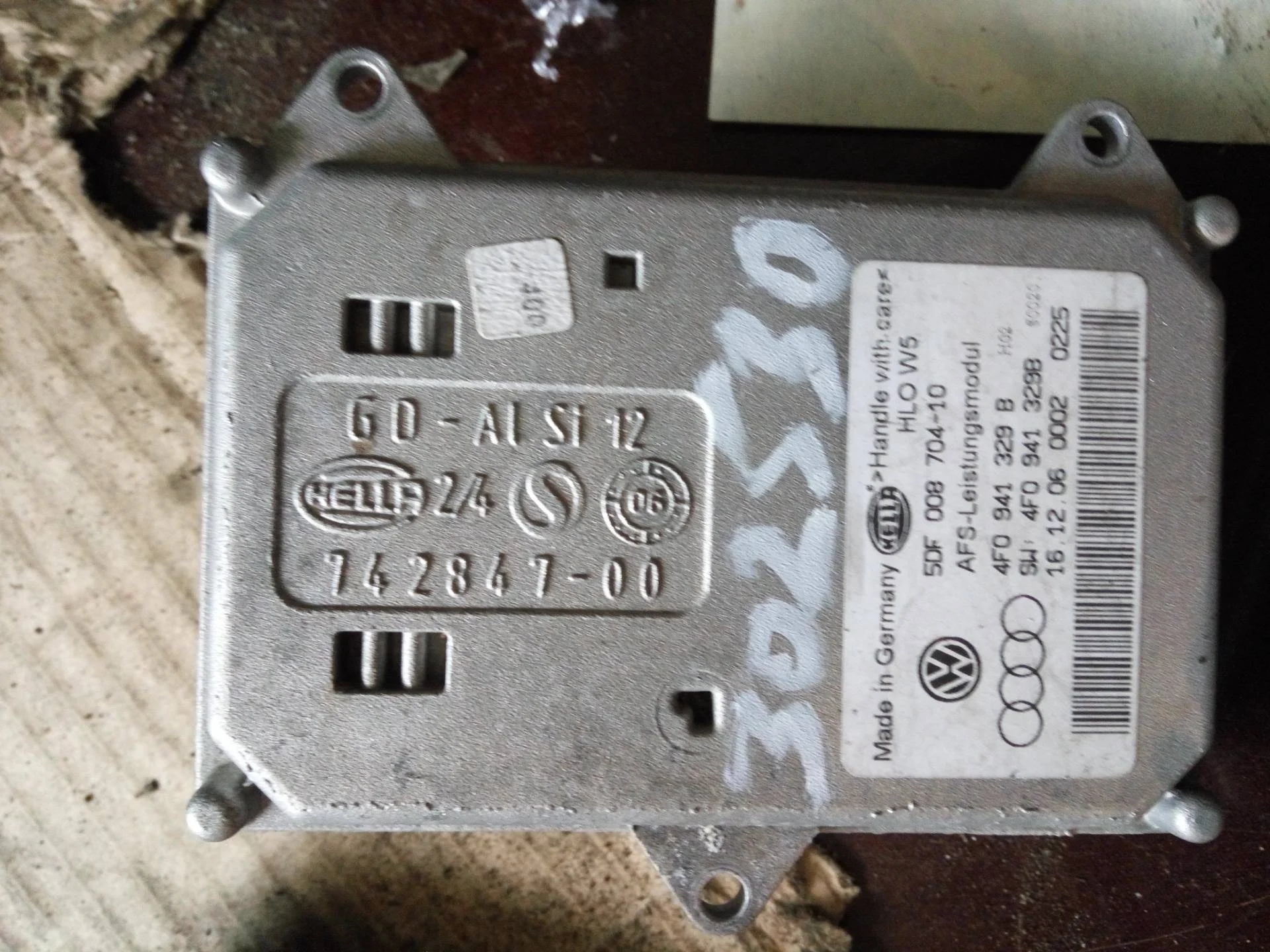 Блок управления адапивного освещения Audi A6