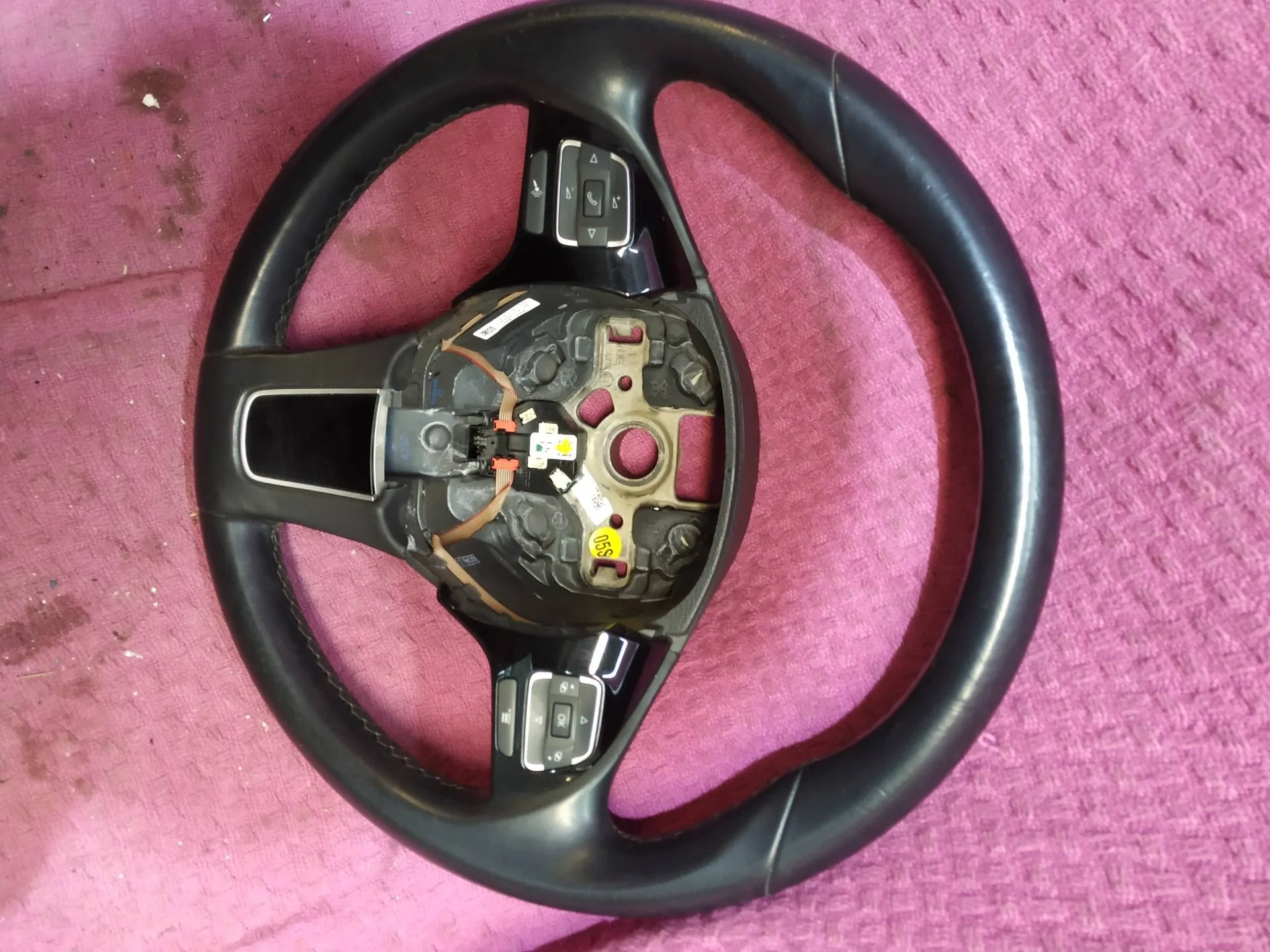 руль Volkswagen Touareg 2  2013