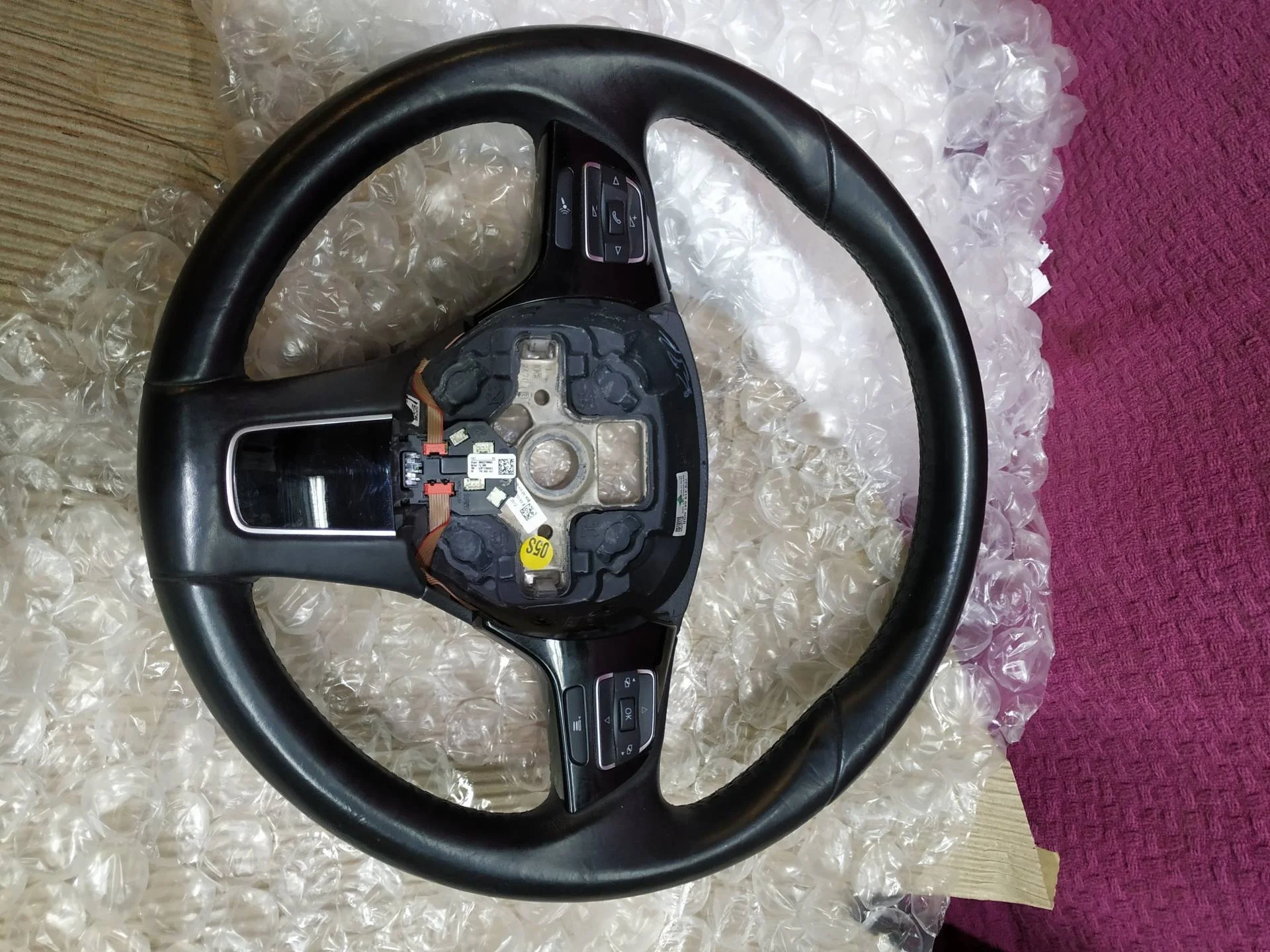 руль Volkswagen Touareg 2  2013