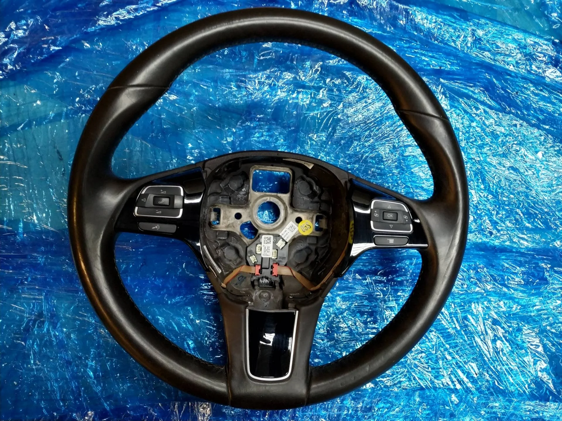 руль Volkswagen Touareg 2  2013