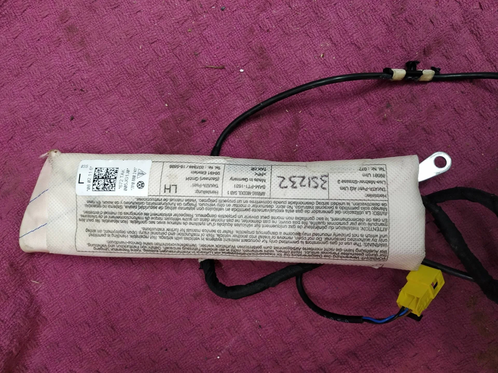 подушка безопасности (Airbag) Volkswagen Touareg 2  2013