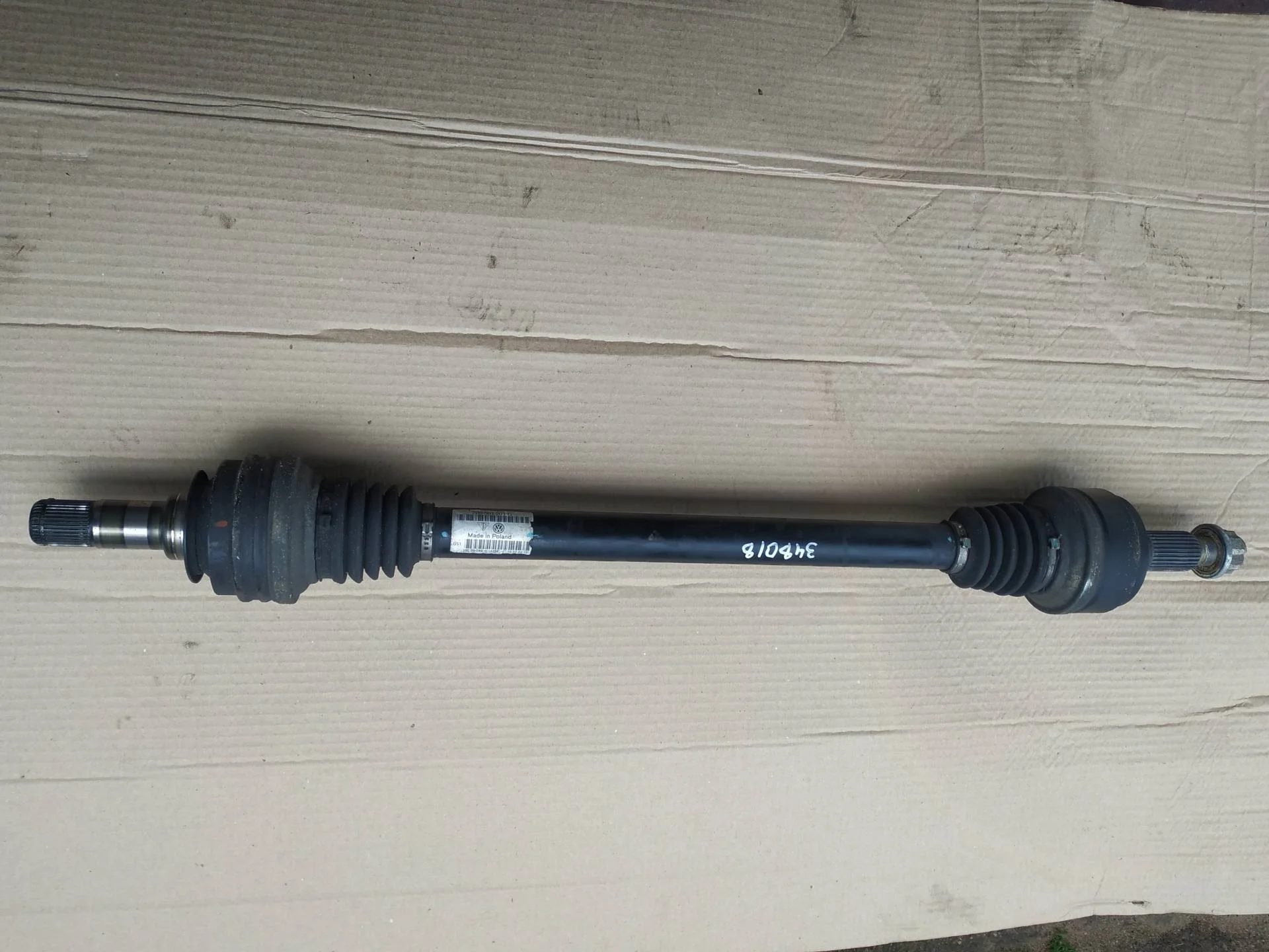 полуось задняя Volkswagen Touareg 2  2013