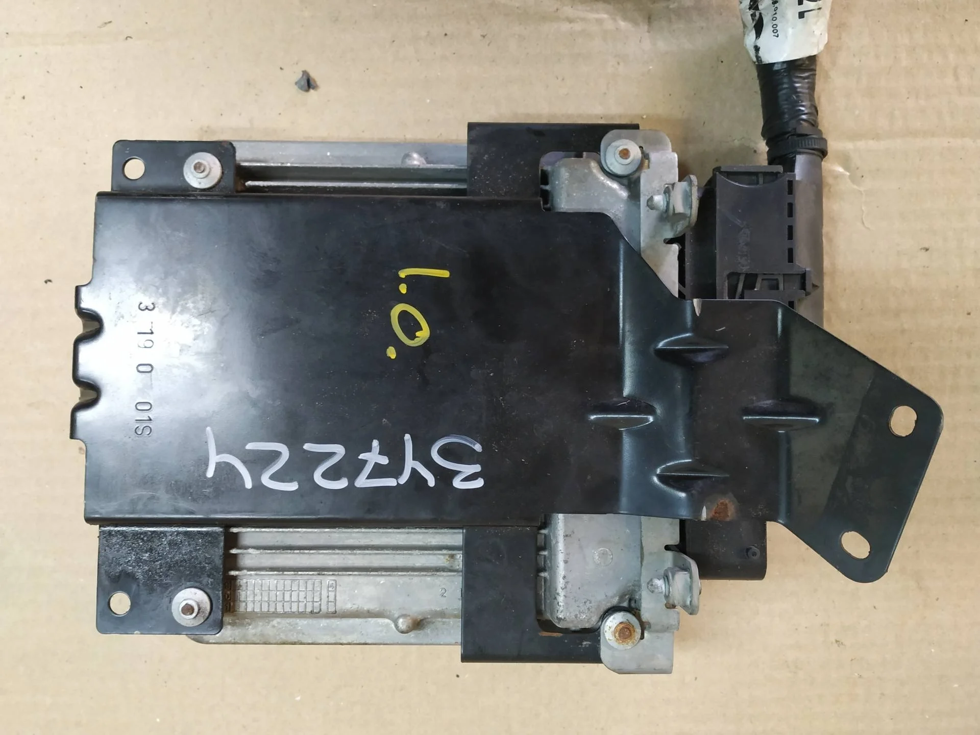 блок управления двигателем Volkswagen Touareg 2  2013