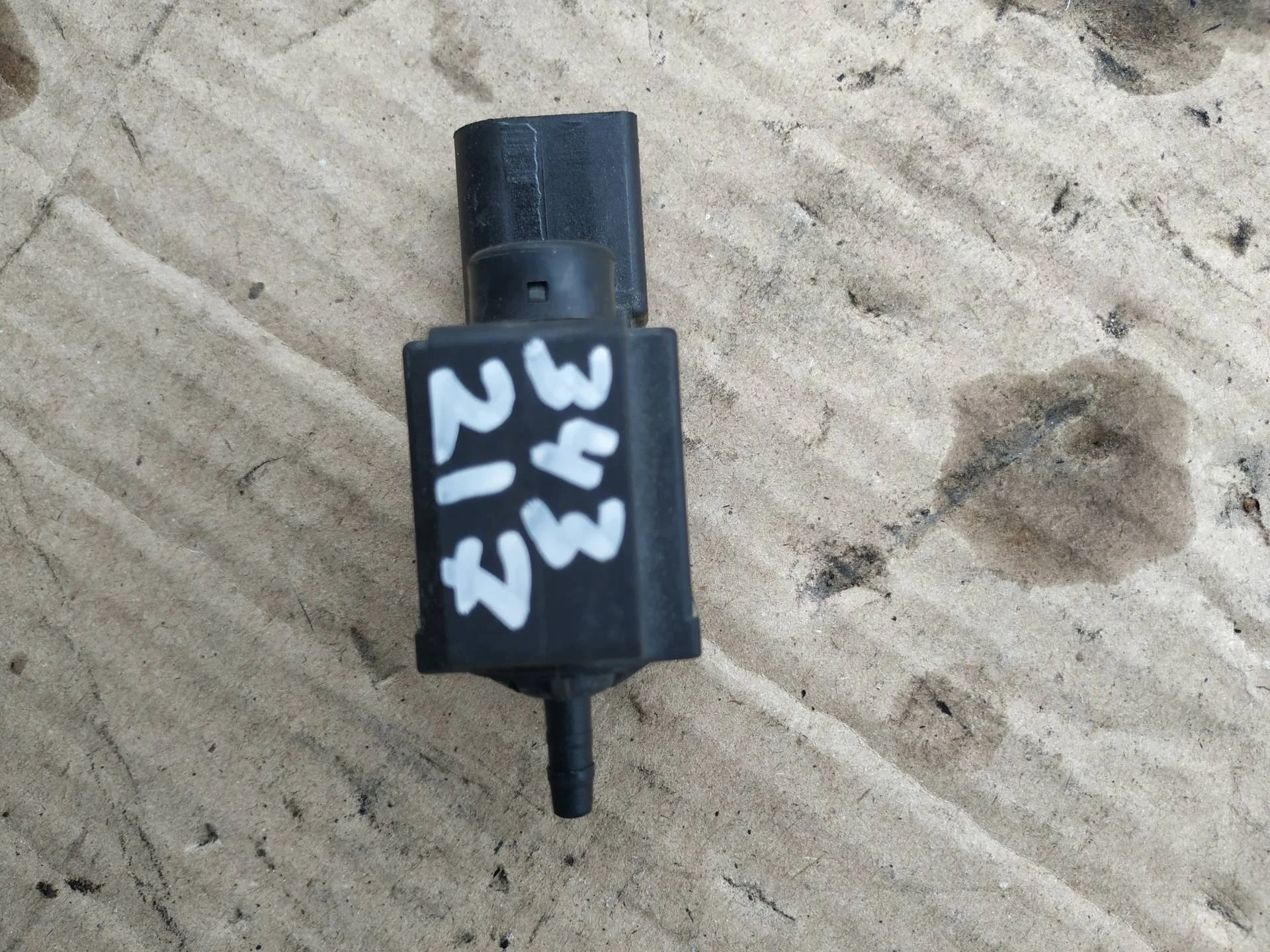 электромагнитный клапан Volkswagen Touareg 2  2013