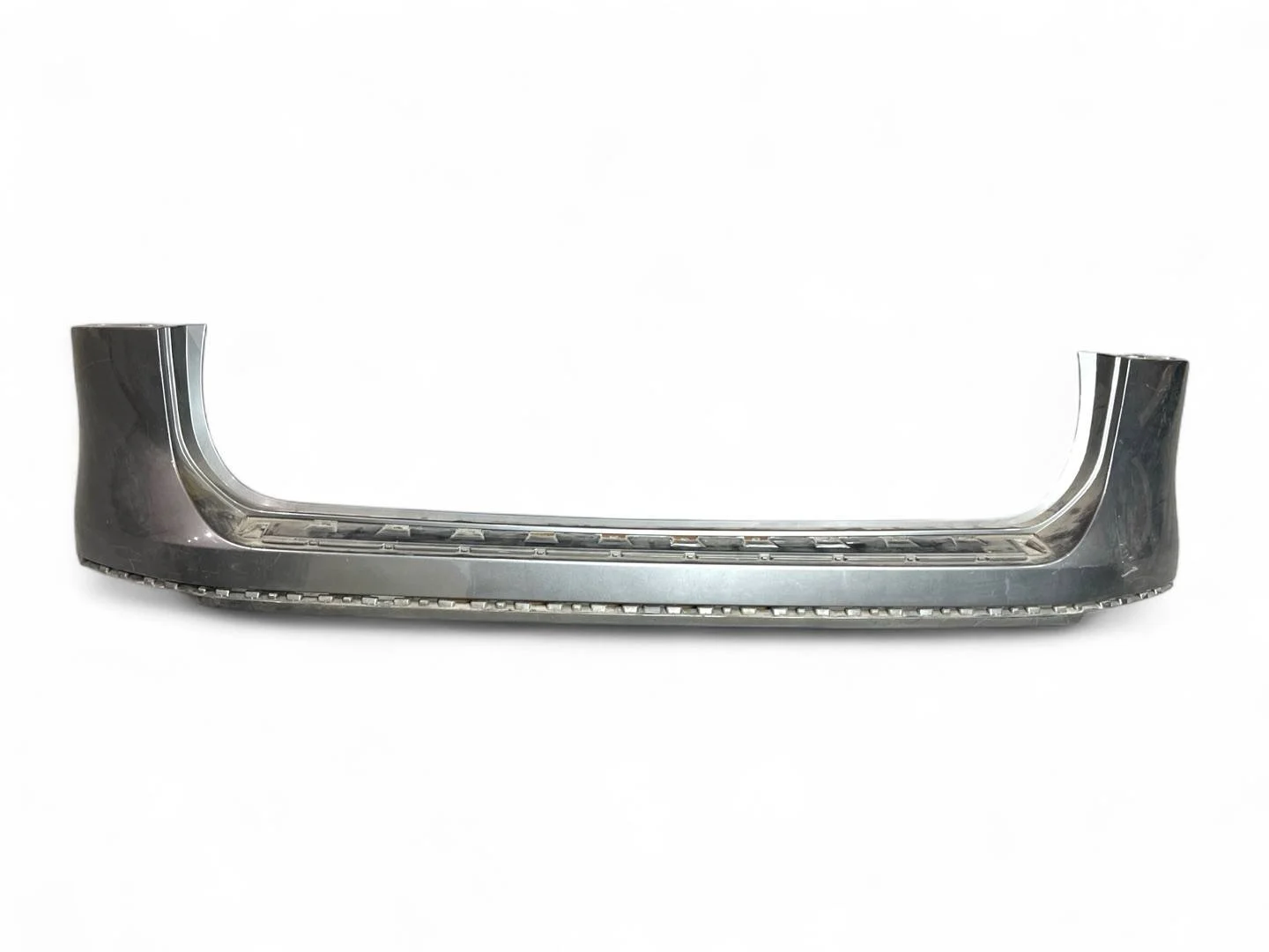 бампер задний Volkswagen Touareg 2  2013