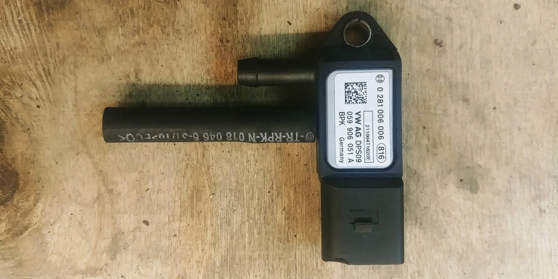 датчик температуры в сажевом фильтре/катализаторе Audi A5 8T  2009