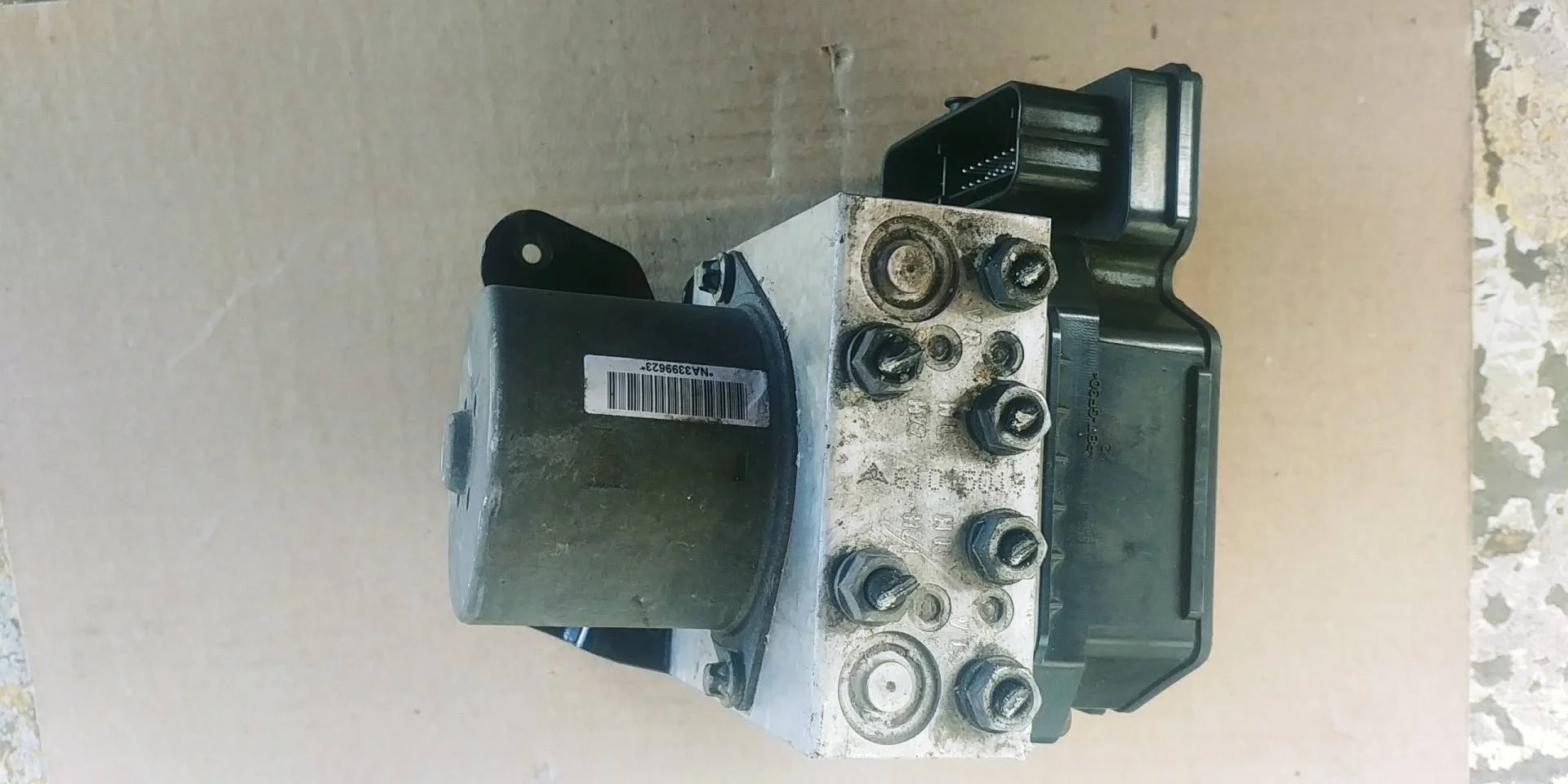 блок ABS Volkswagen Passat B7  2013