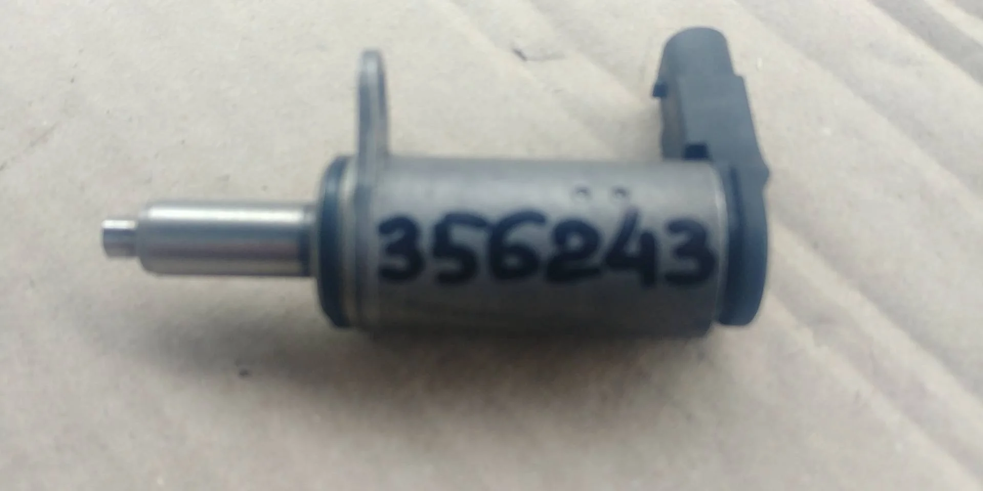 электромагнитный клапан Audi A5 8T  2009