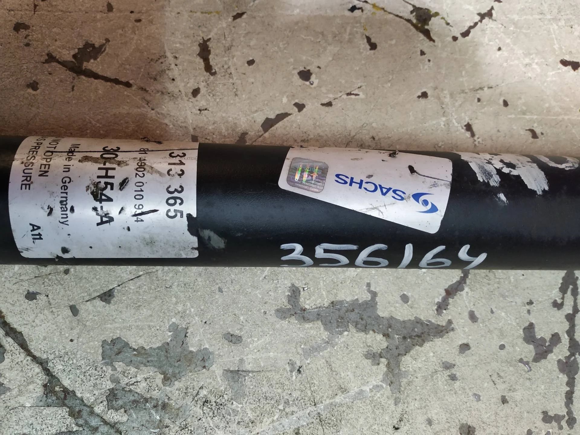 амортизатор задний Audi A5 8T  2009