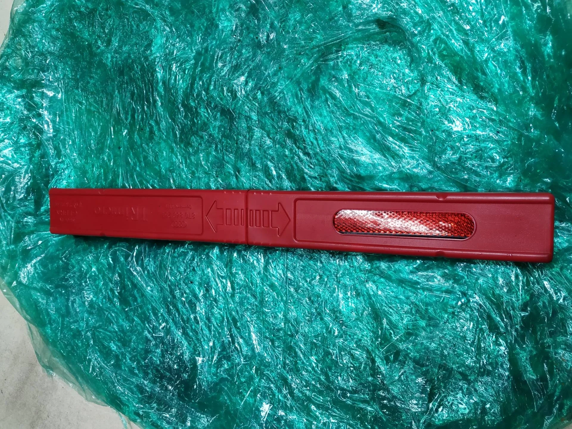 знак аварийной остановки Audi A5 8T  2009