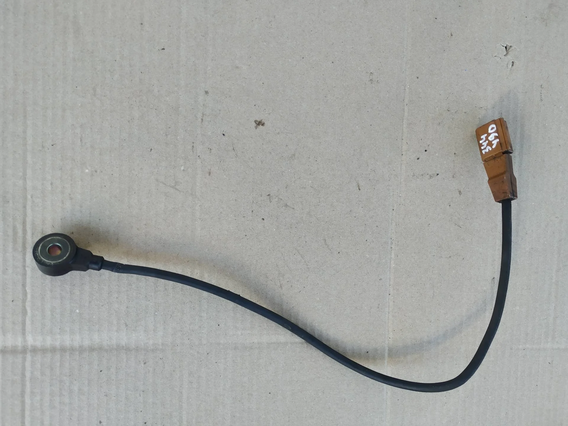 датчик детонации Audi Q7  2013