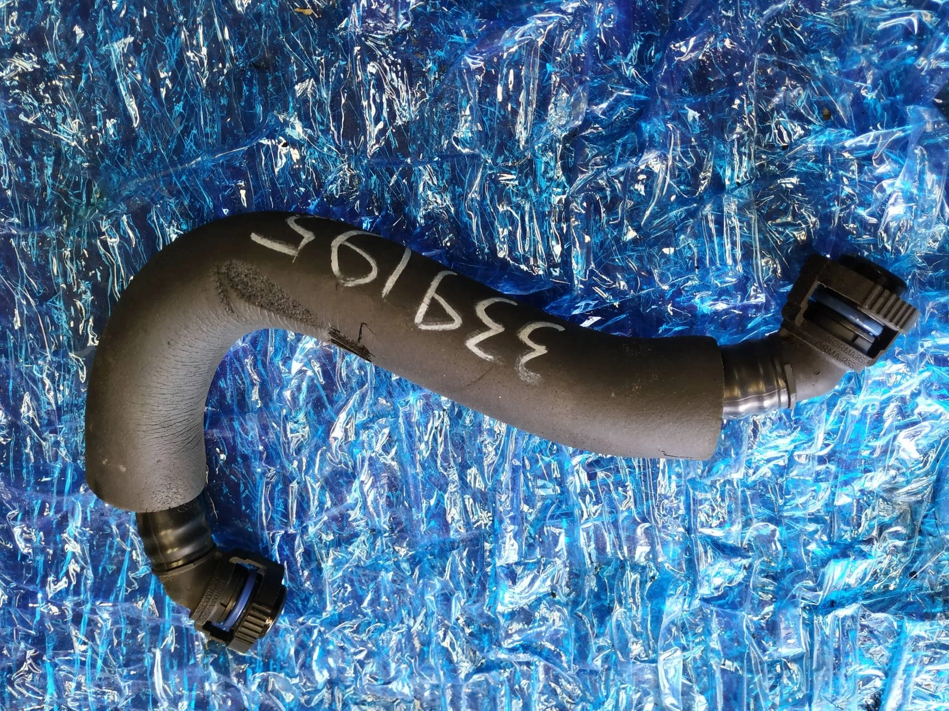 патрубок (трубопровод, шланг) Volkswagen Passat CC  2008