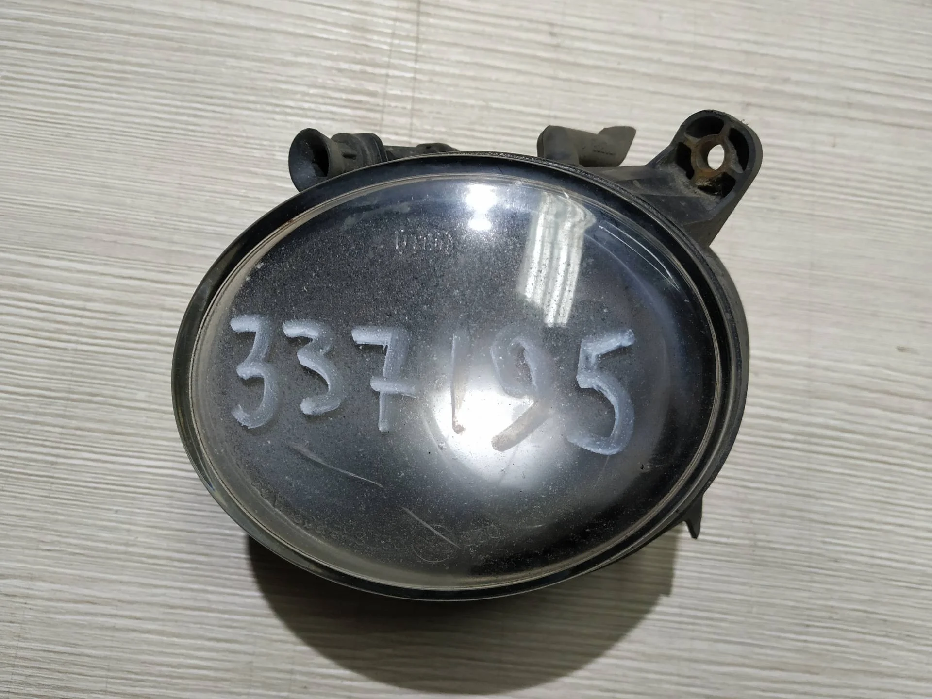 фара противотуманная правая Audi A4  2009