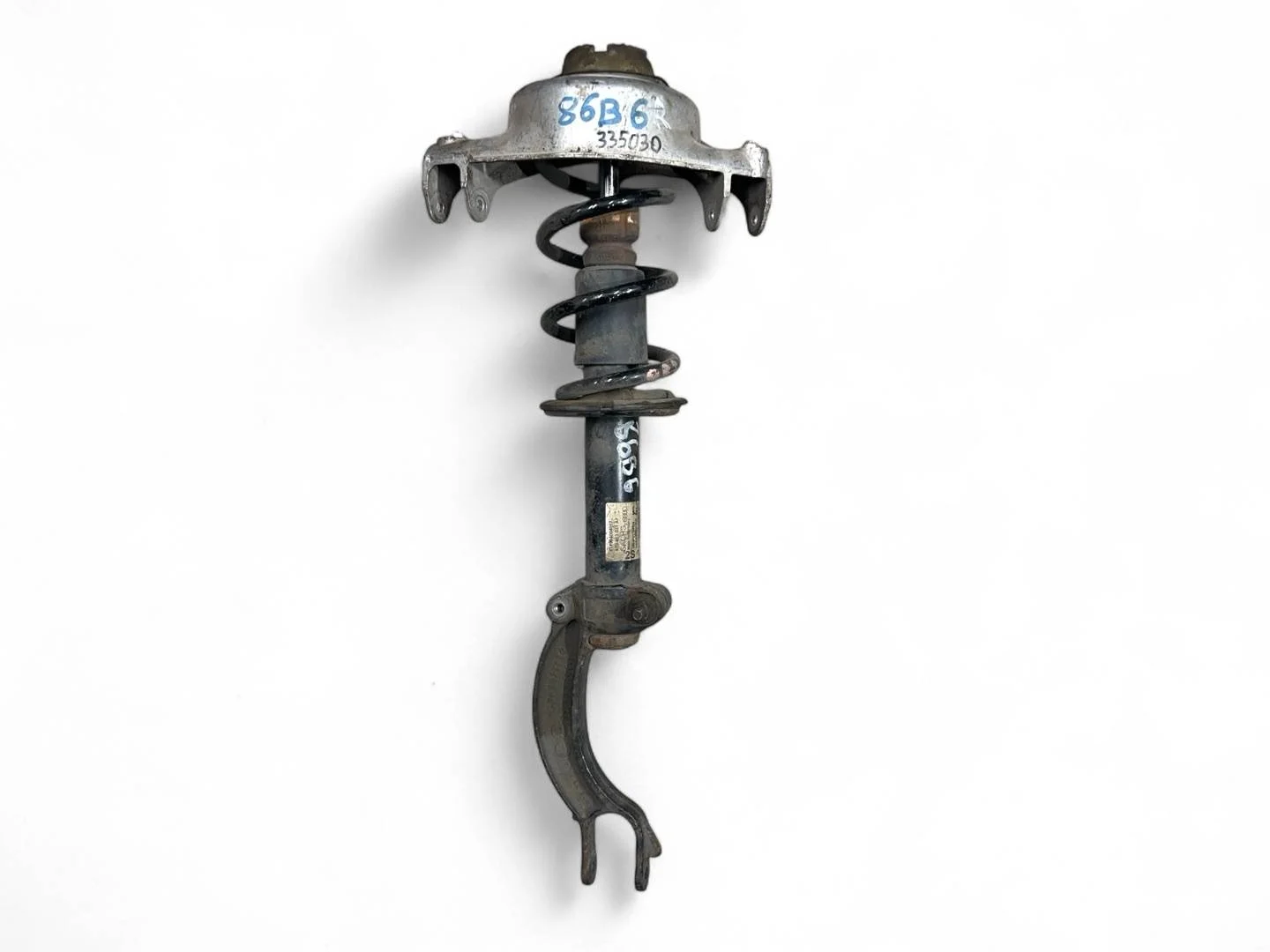 амортизатор передний правый Audi A4  2009