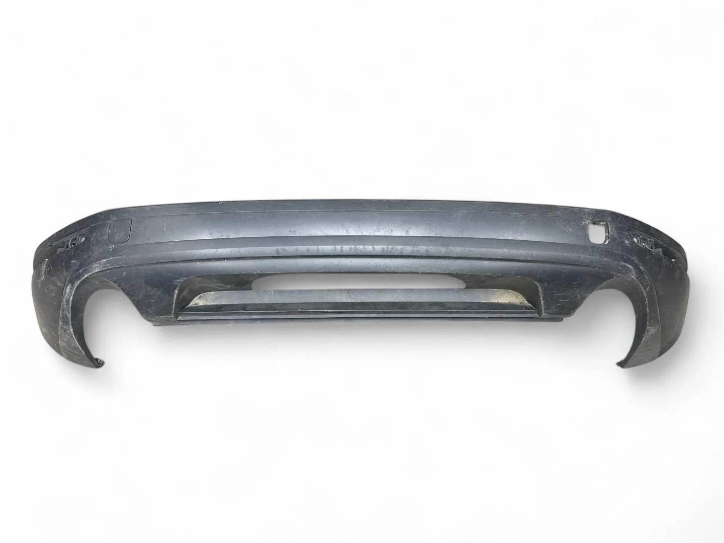 бампер задний Volkswagen Touareg 2  2016