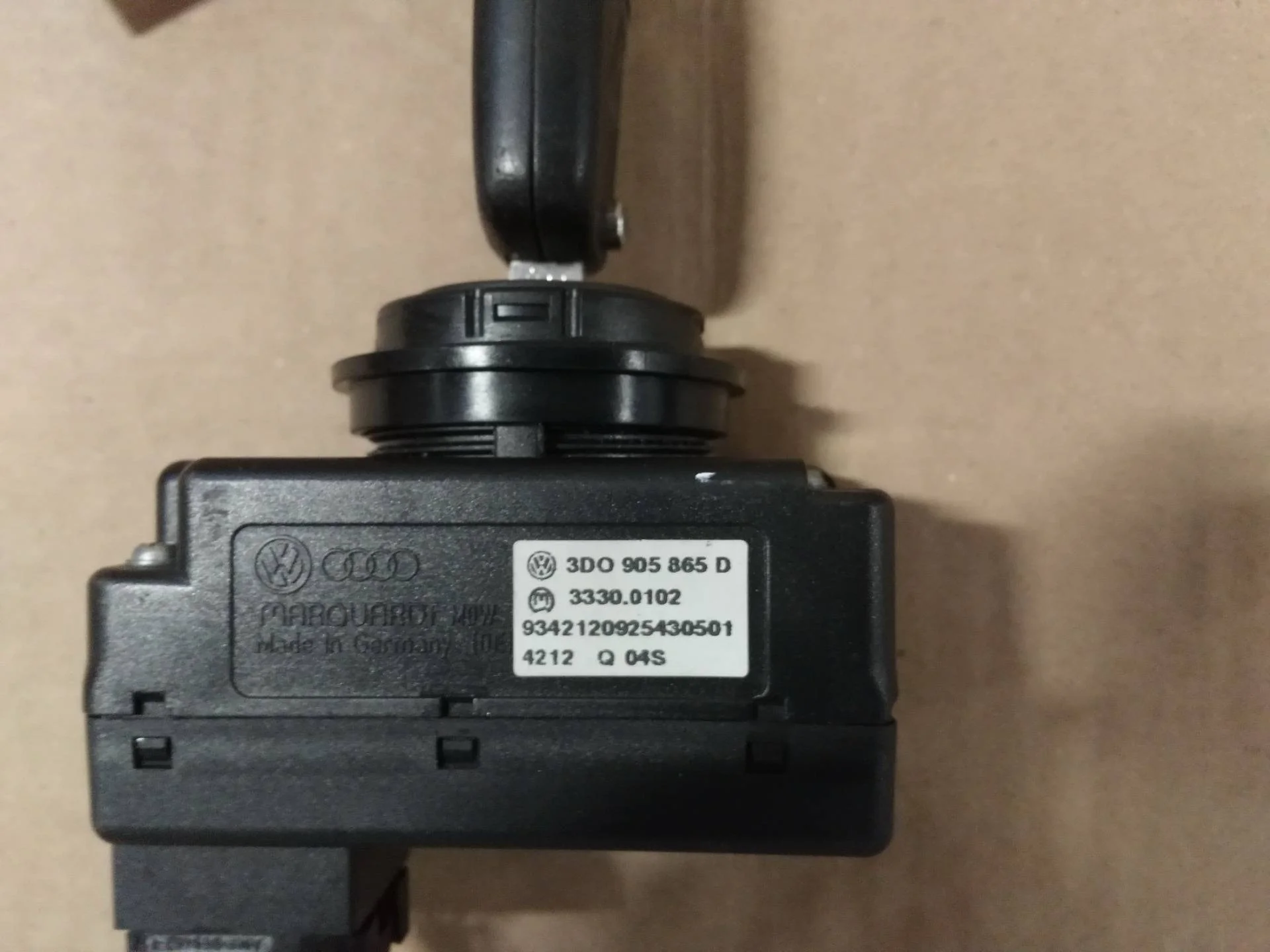 замок зажигания Volkswagen Touareg  2006