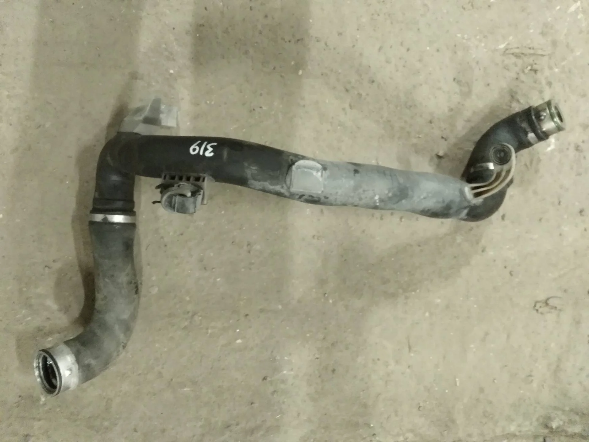 патрубок интеркулера Volkswagen Touran  2006