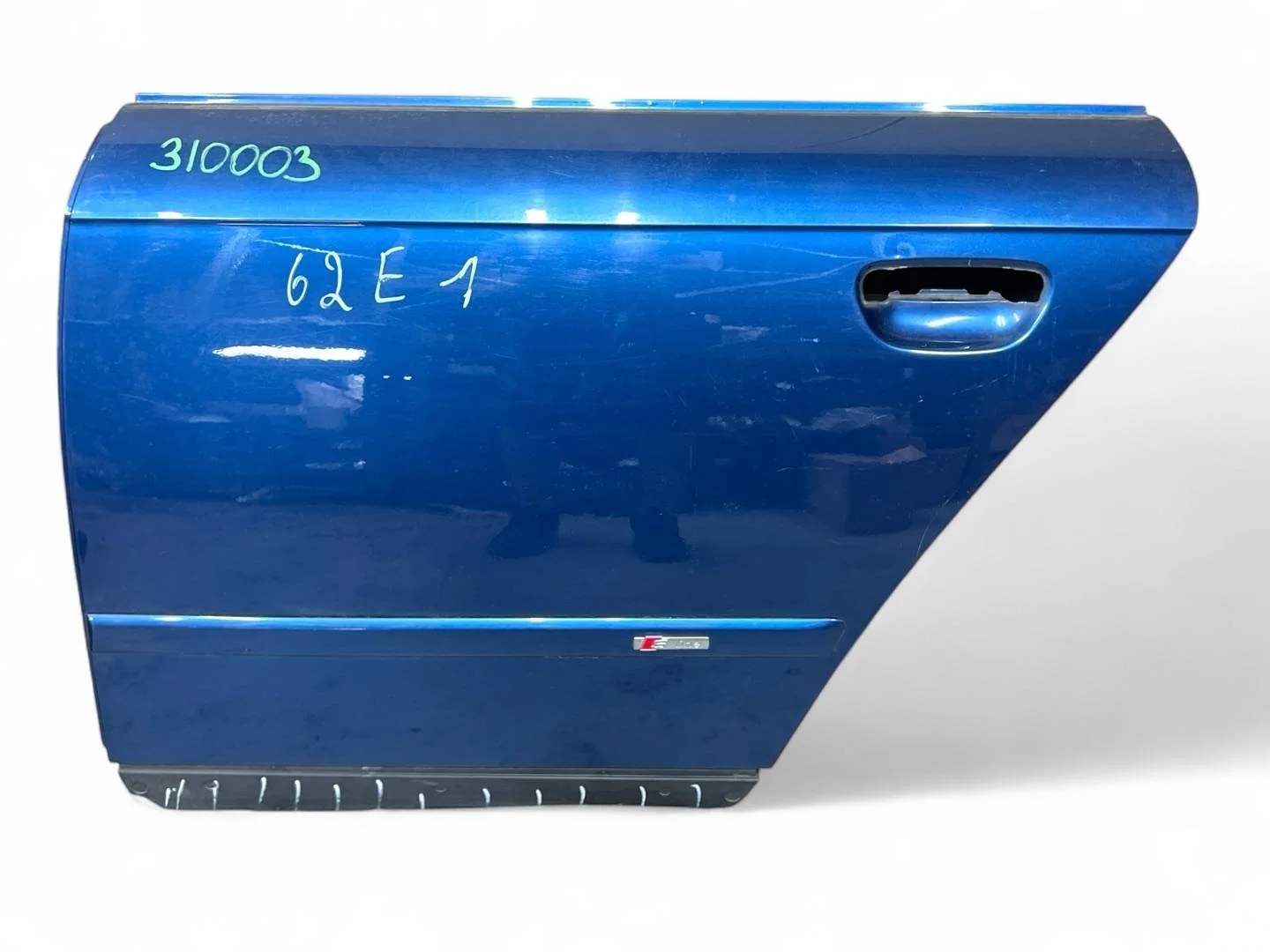 дверь задняя левая Audi A4  2006