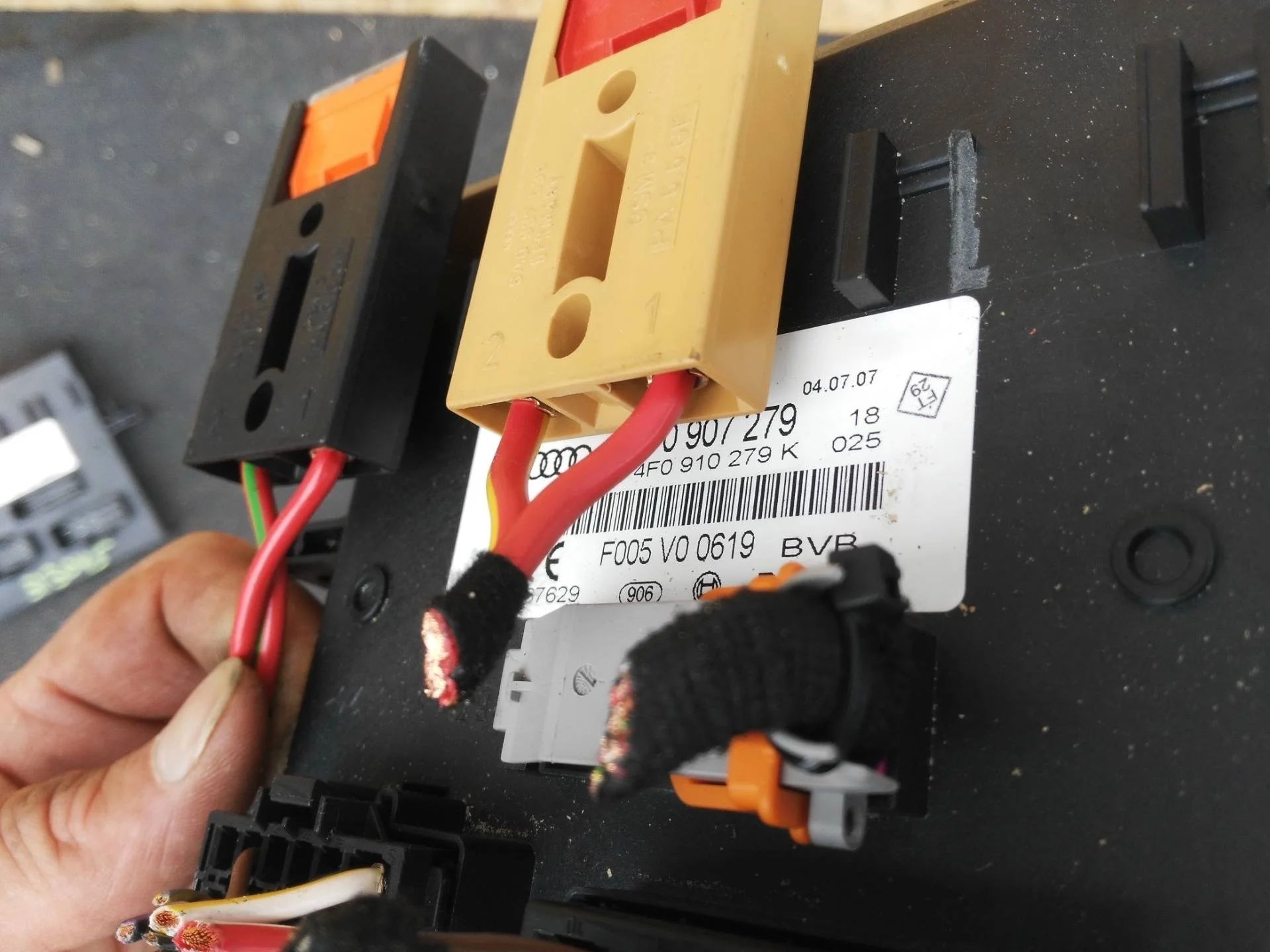 блок управления BCM (бортовой сети) Audi Q7  2013