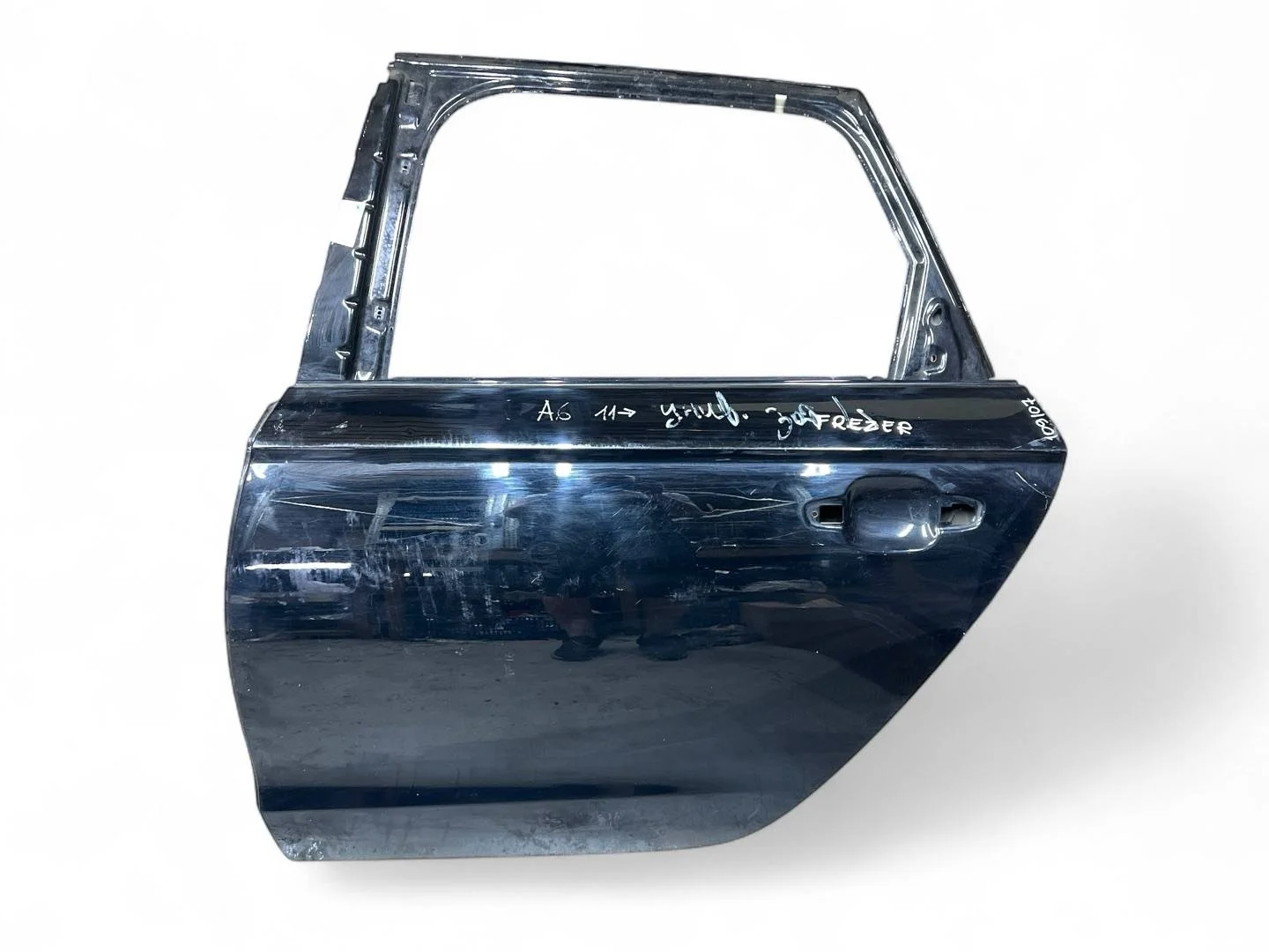 дверь задняя левая Audi A6 4G/C7  2013