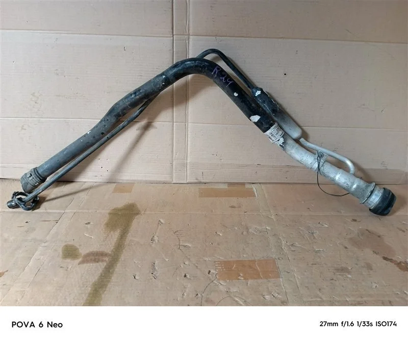 Горловина топливного бака Volvo Xc90 2006 8624901 D5244T