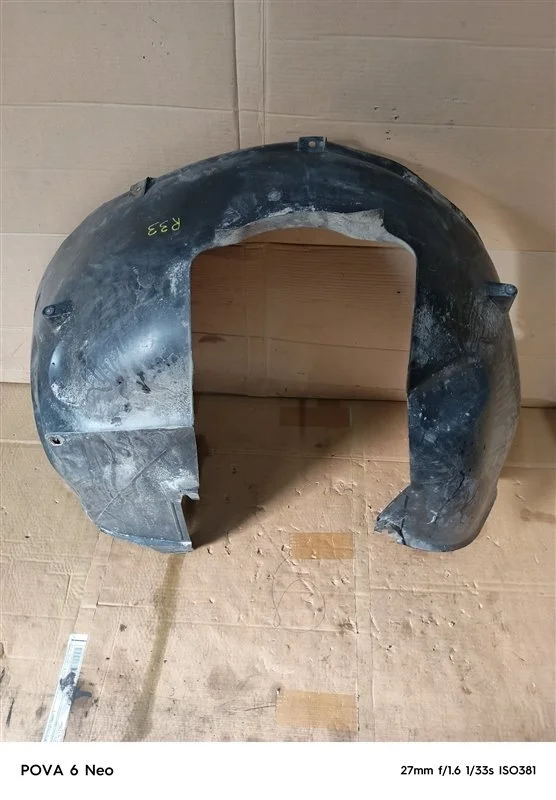 Подкрылок Volvo Xc90 2007 30763615 D5244T4, передний правый