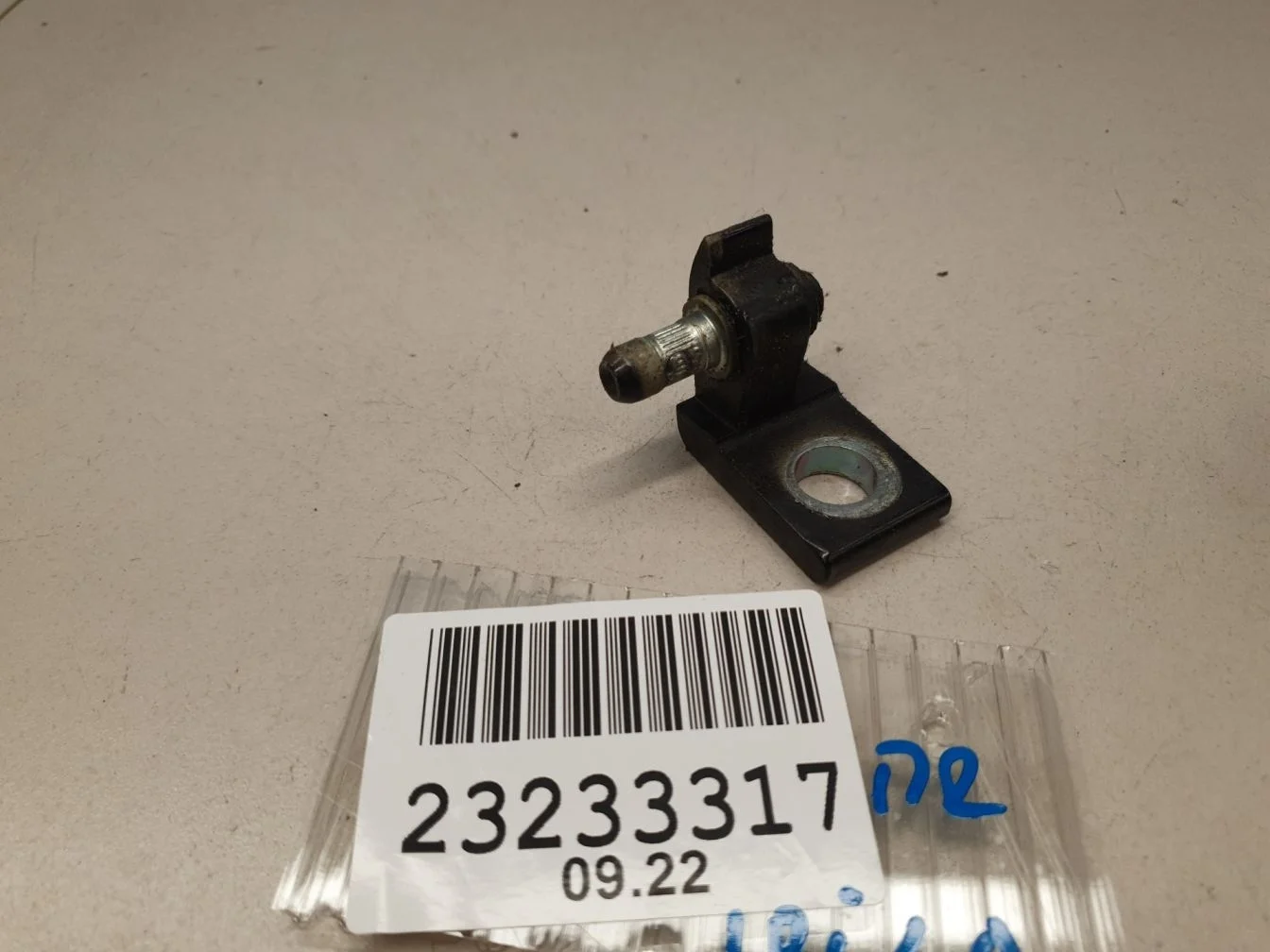 Петля двери передней правой для Seat Ibiza 2008-2017