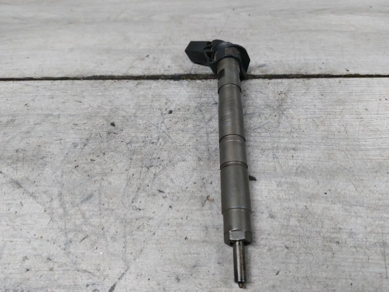 форсунка топливная Audi A8 D3/4E