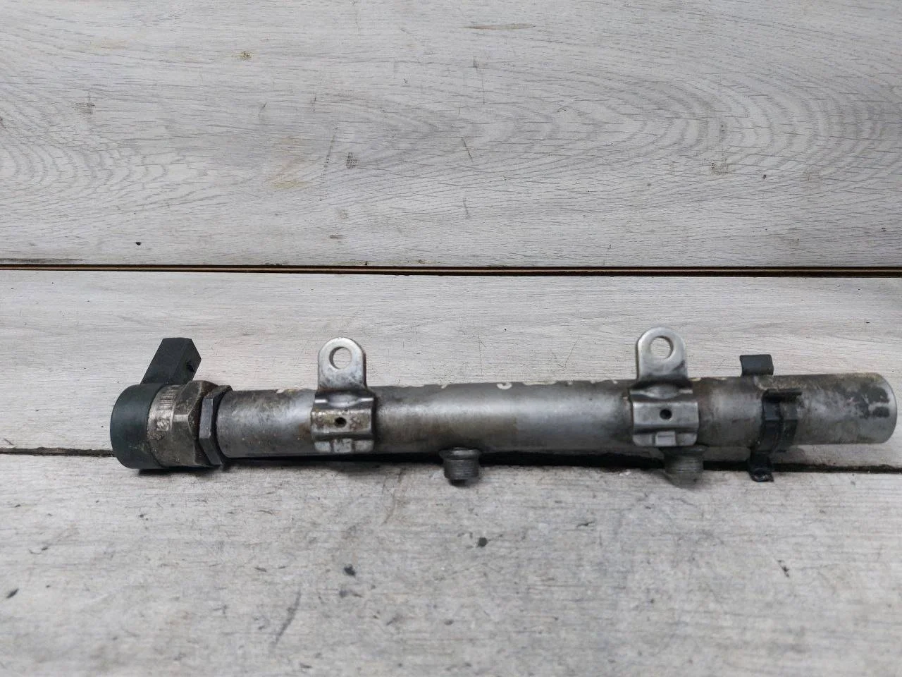 топливная рампа Audi A8 D3/4E