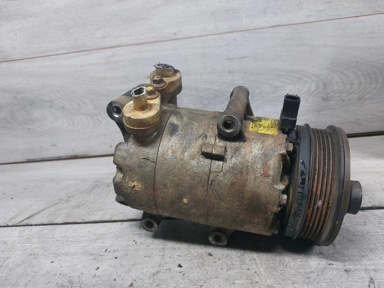 компрессор кондиционера Ford Focus 2