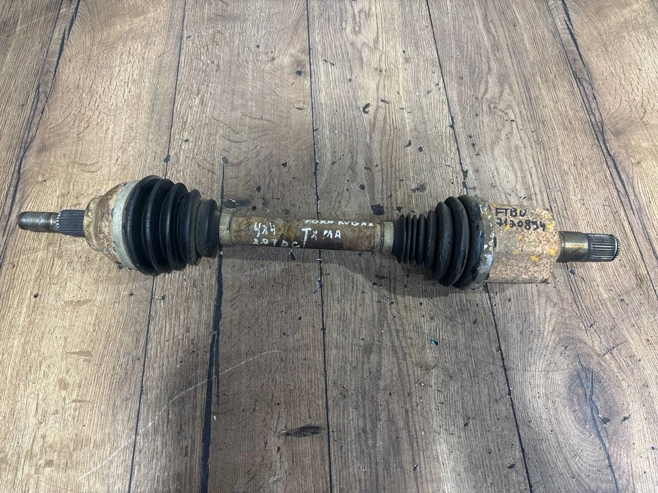 полуось передняя левая Ford Kuga CBV