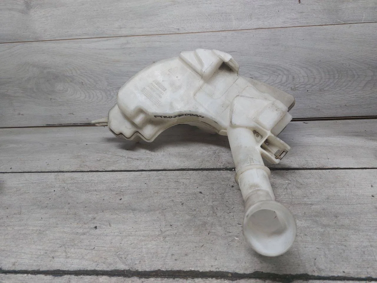 бачок омывателя Mazda 3 BK BK