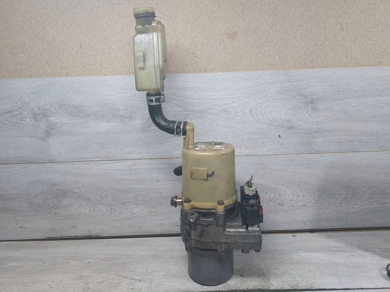 электрогидроусилитель руля Mazda 3 BK BK