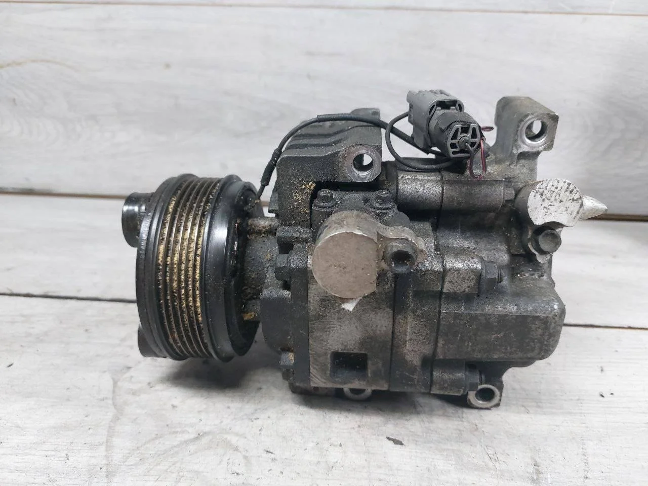 компрессор кондиционера Mazda CX-7