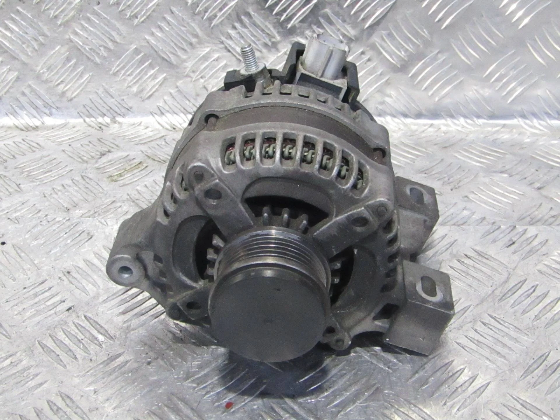 генератор Volvo S40 2