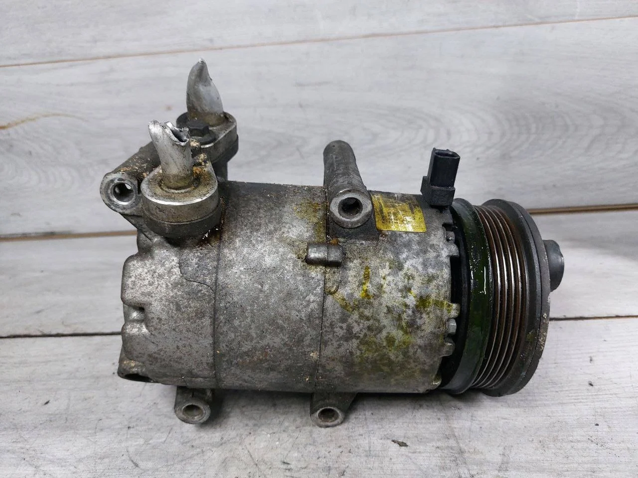компрессор кондиционера Ford Focus 2