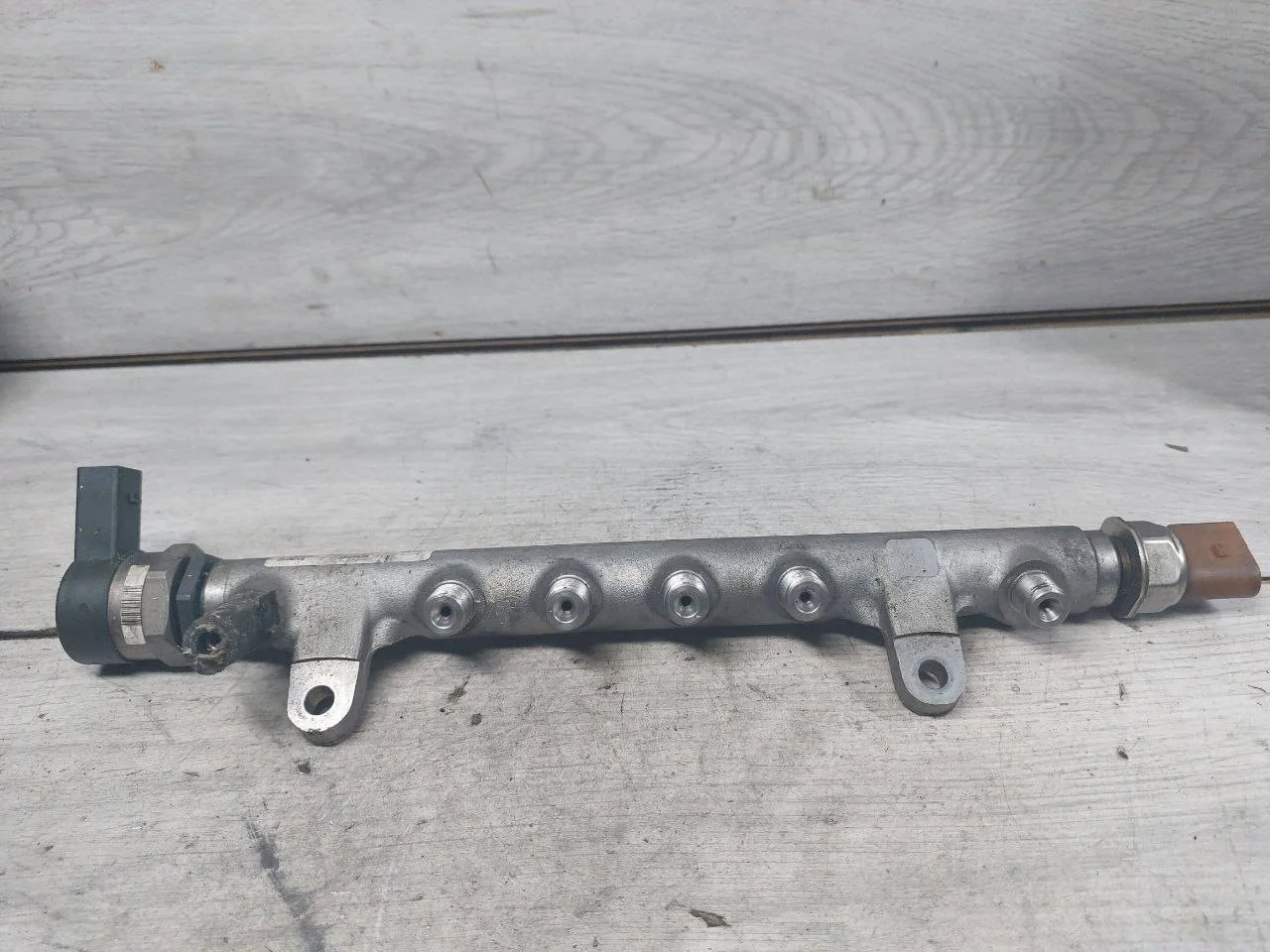 топливная рампа Audi A4 B8/8K