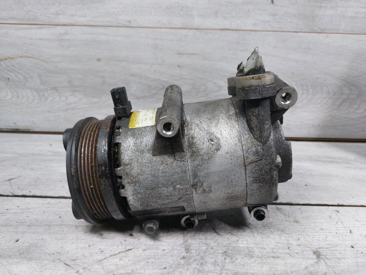 компрессор кондиционера Ford Focus 2