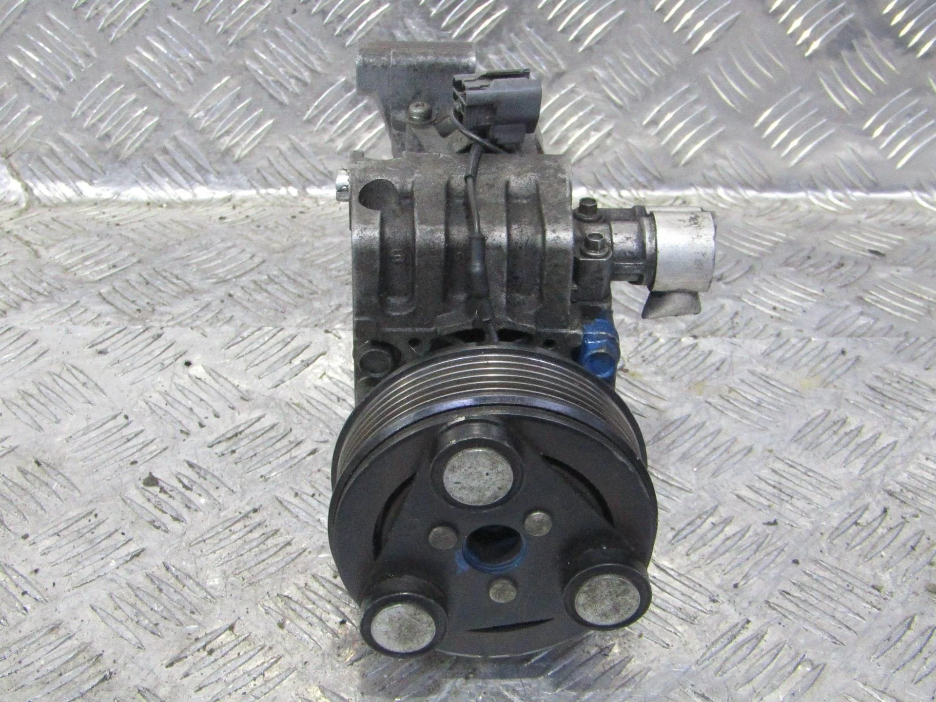 компрессор кондиционера Mazda CX-7