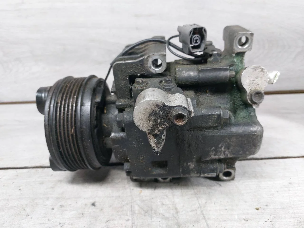 компрессор кондиционера Mazda CX-7