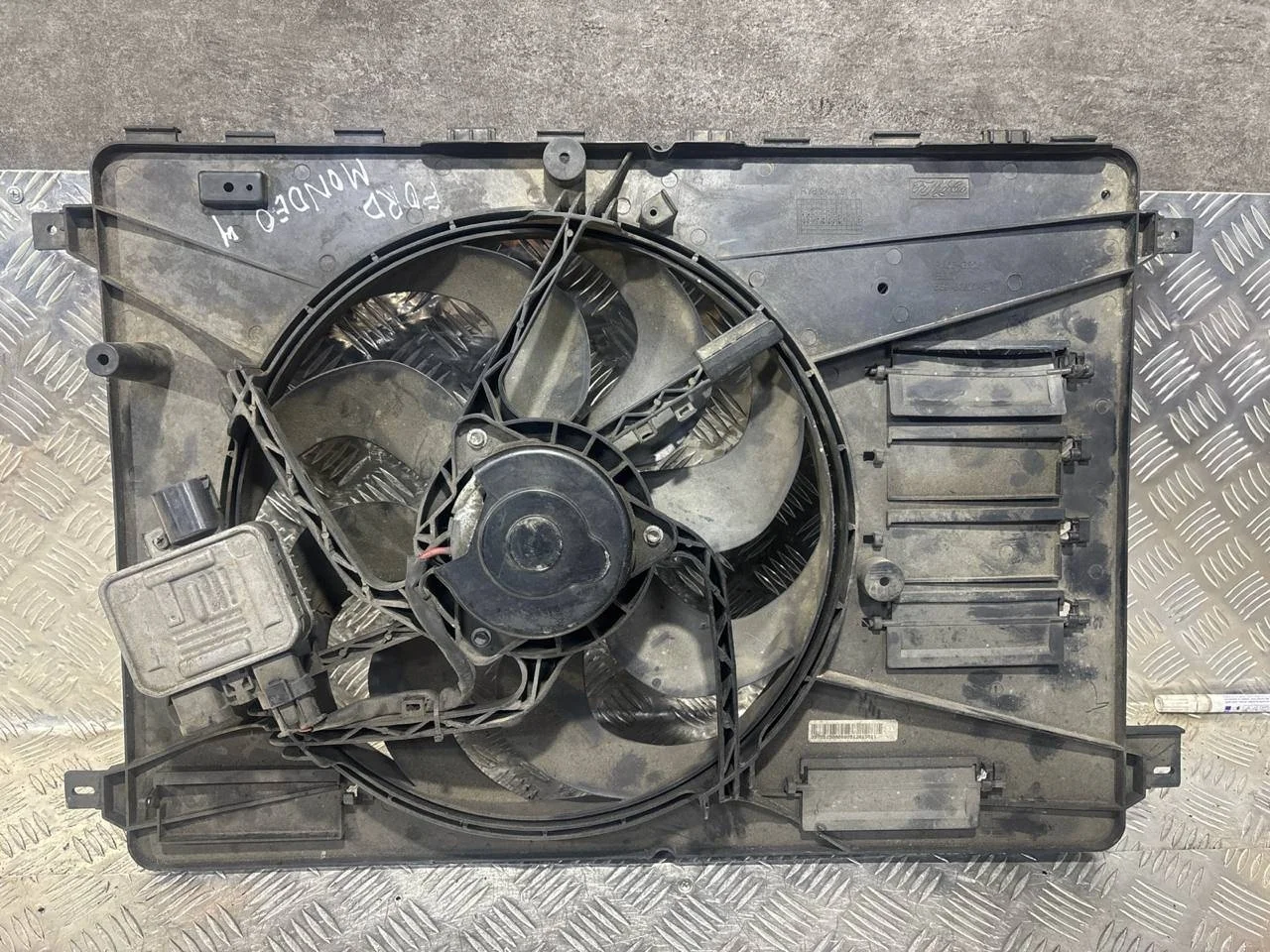 вентилятор охлаждения Ford Mondeo 4