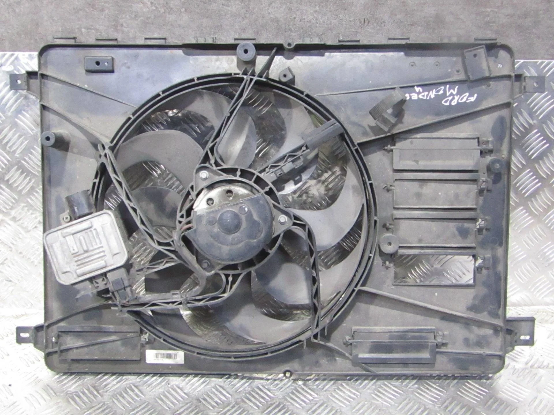 вентилятор охлаждения Ford Mondeo 4