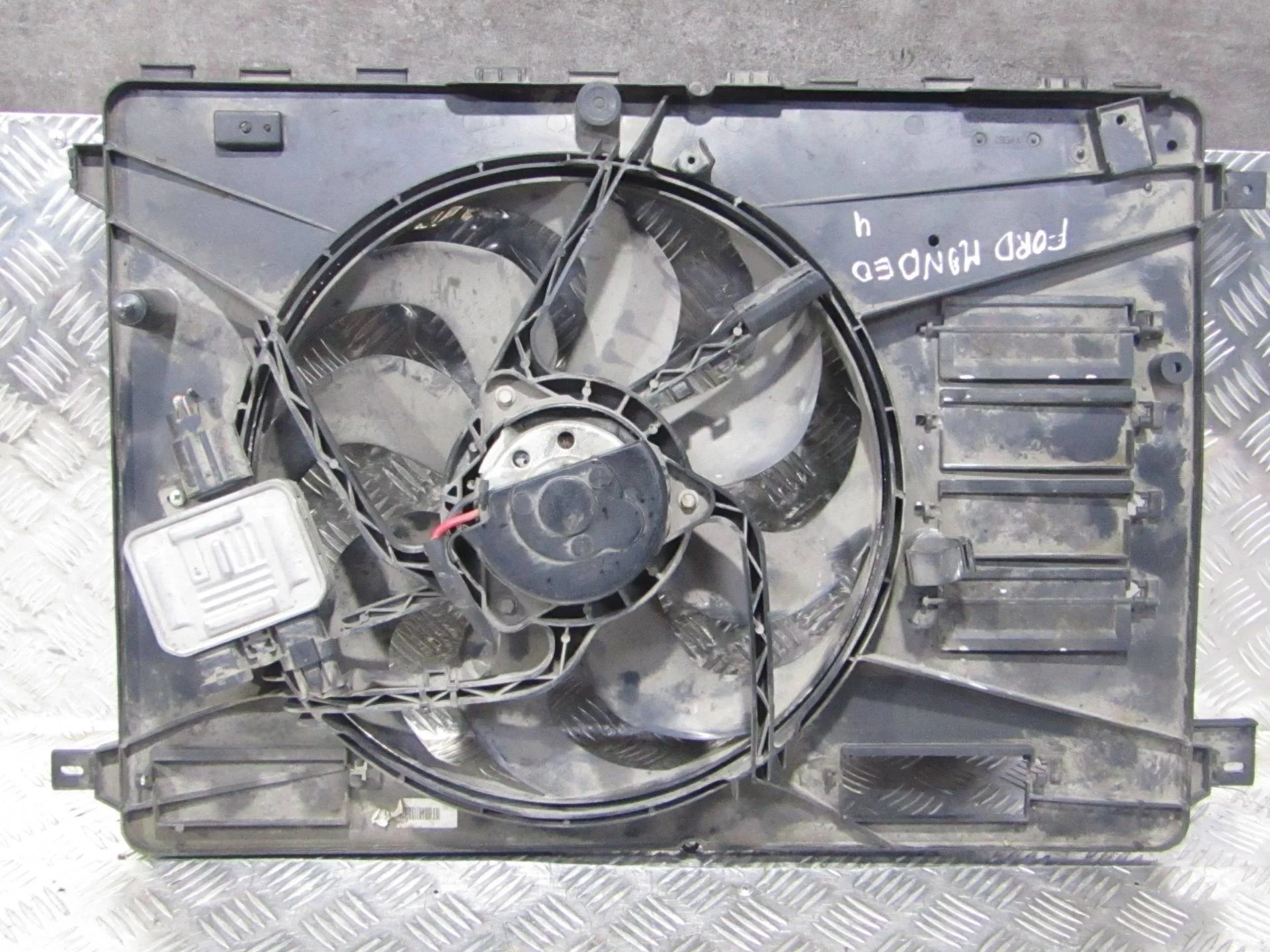 вентилятор охлаждения Ford Mondeo 4